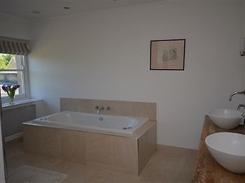 Longworth Villa Cheltenham Kültér fotó